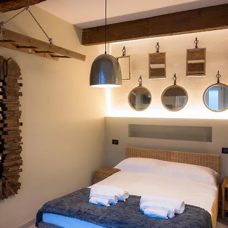 La Dimora Della Corte Appartement *