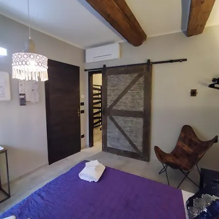 Lägenhet La Dimora Della Corte Ferrara