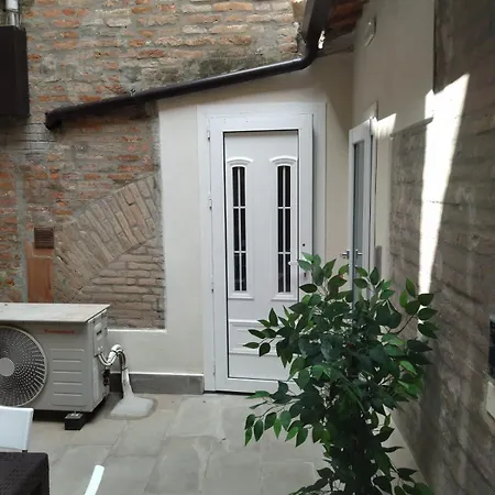 La Dimora Della Corte Apartmán *